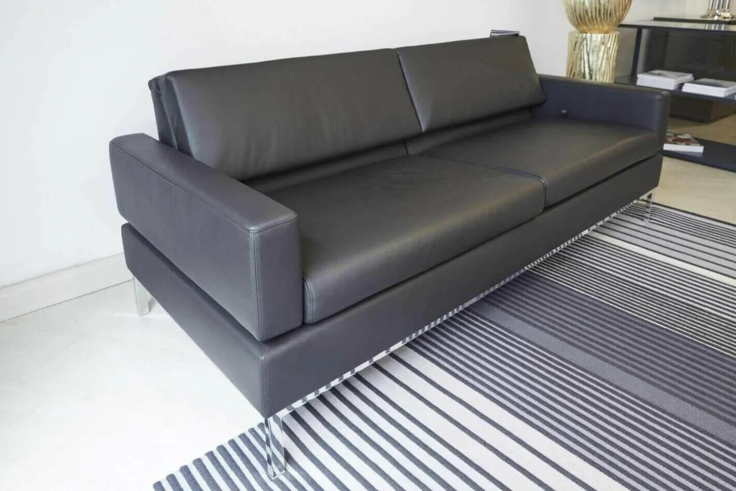 Polsterprogramm Tomo Leder Jumbo 5661 22 Fuß Chrom Glänzend