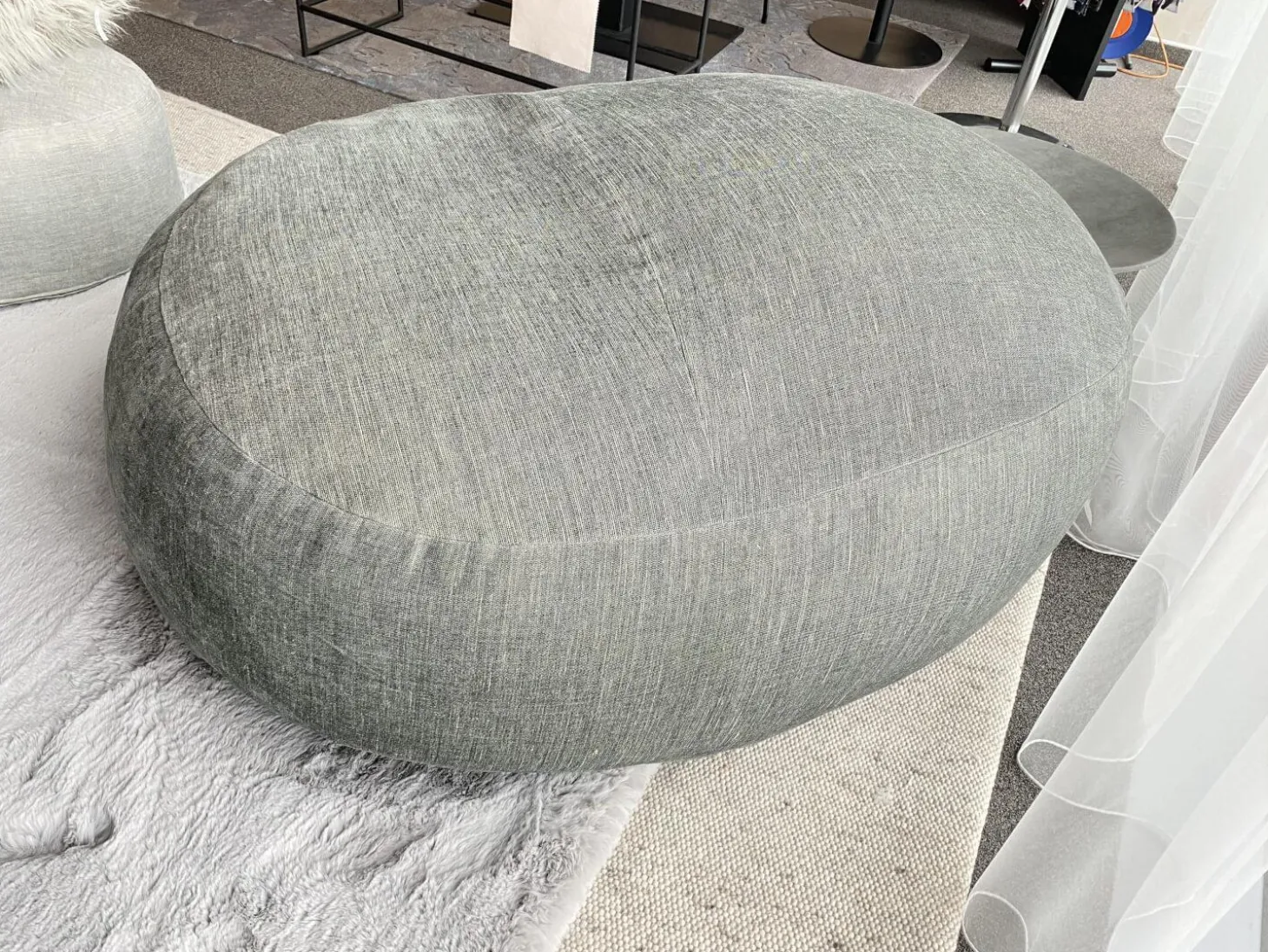 Pouf Friz Bezug Stoff Tesis Dunkelgrau