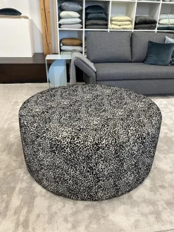 Pouf Hocker Stoff Leo Grau Schwarz