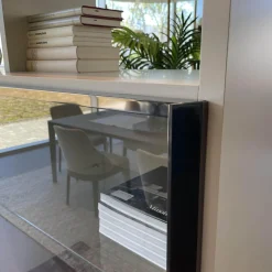 Raumteiler 505 in Lack Kieselgrau mit Glastüren Schwarz Chrom