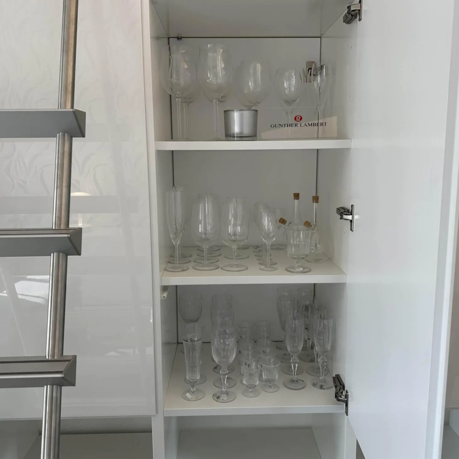 Raumteilerwand Studimo Korpus Lack Matt Schneeweiß M03 Front Lack Hochglanz Schneeweiß M74 Mit Leiter