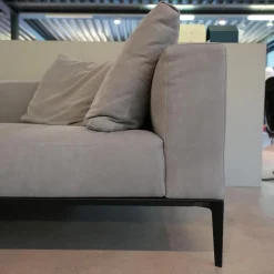 Recamiere Jaan Living 783 25 Bezug Leder Velvet Chia Grau Mit Ablageboard Saddle Black Schwarz Und Kisssen