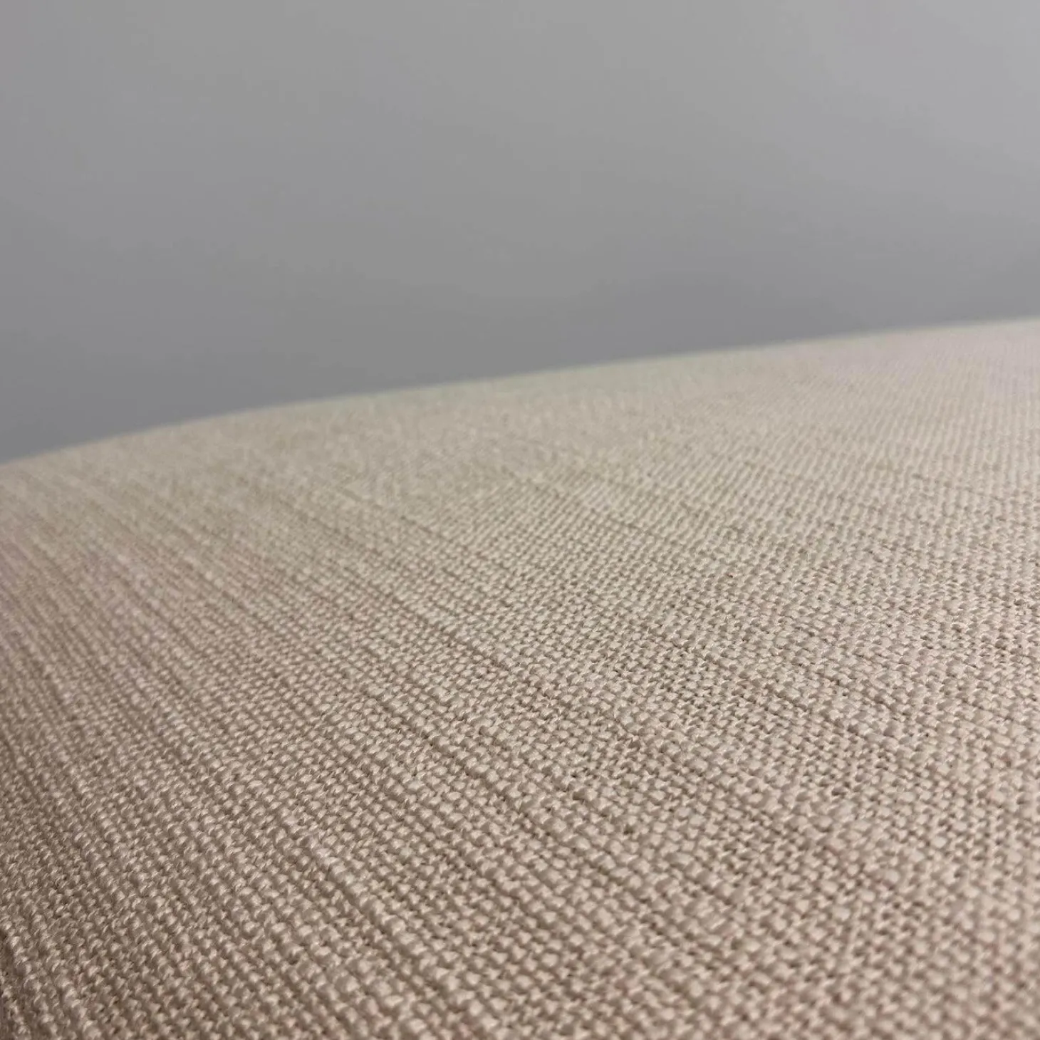 Recamiere Jaan Living 783 25 RA L Stoff Tonga 7615 Off White Beige Gestell Hochglanz Poliert Mit Kissen