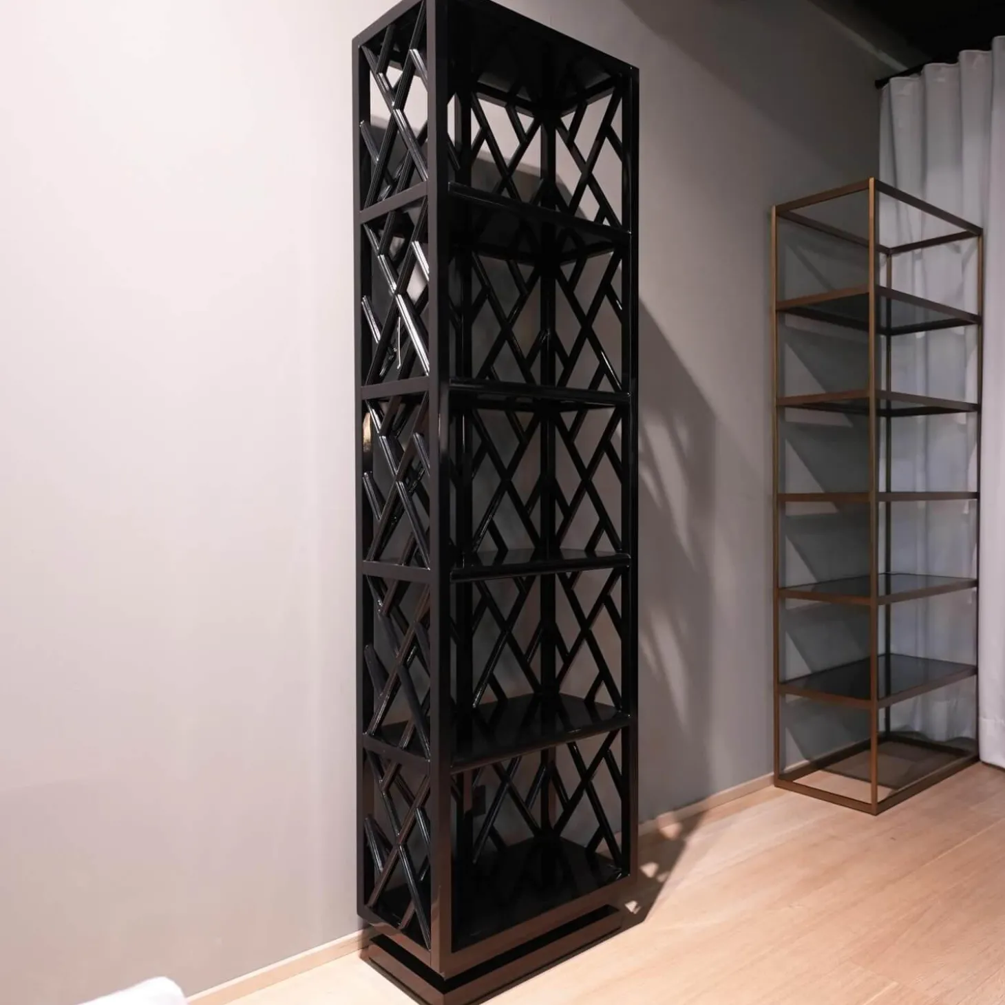 Regal Harmony Piano Black Holz Finish Schwarz