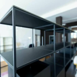 Regal Metall Fenix Schwarz mit Schüben