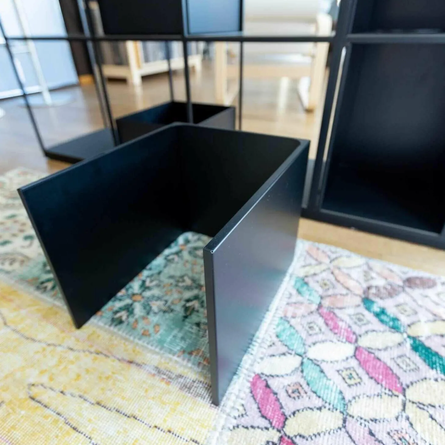 Regal Metall Fenix Schwarz mit Schüben