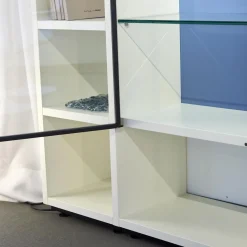 Regal System Mattlackiert Weiß Türen Aus Iron Glas Transparent Mit Beleuchtung