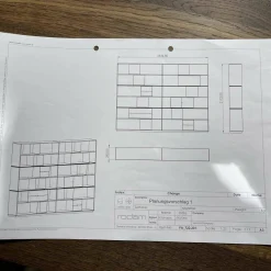 Regalkombination Pares in Nussbaum 130 Rückwand Glas deepgrex Metallboxen anthr. inkl Beleuchtung