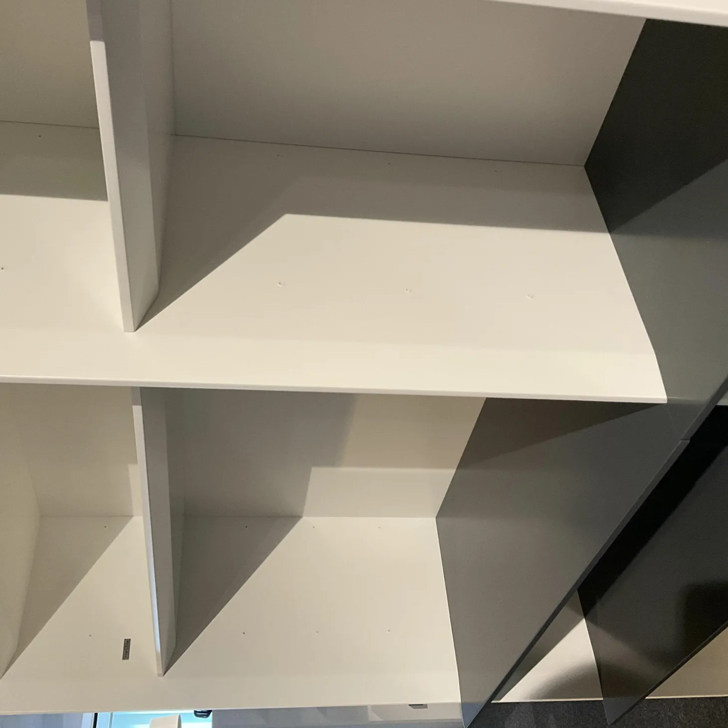 Regalsystem Grid Lack M03 Schneeweiß Und M21 Anthrazit