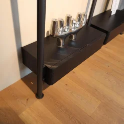 Regalsystem Hector Fachböden Eiche Schwarz Ständer Zinnfarbig Mit Schreibtischklappe Und Schüben Schwarz