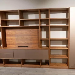 Regalwand PU 30 Puro Style Astnuss Massiv Natur Geölt