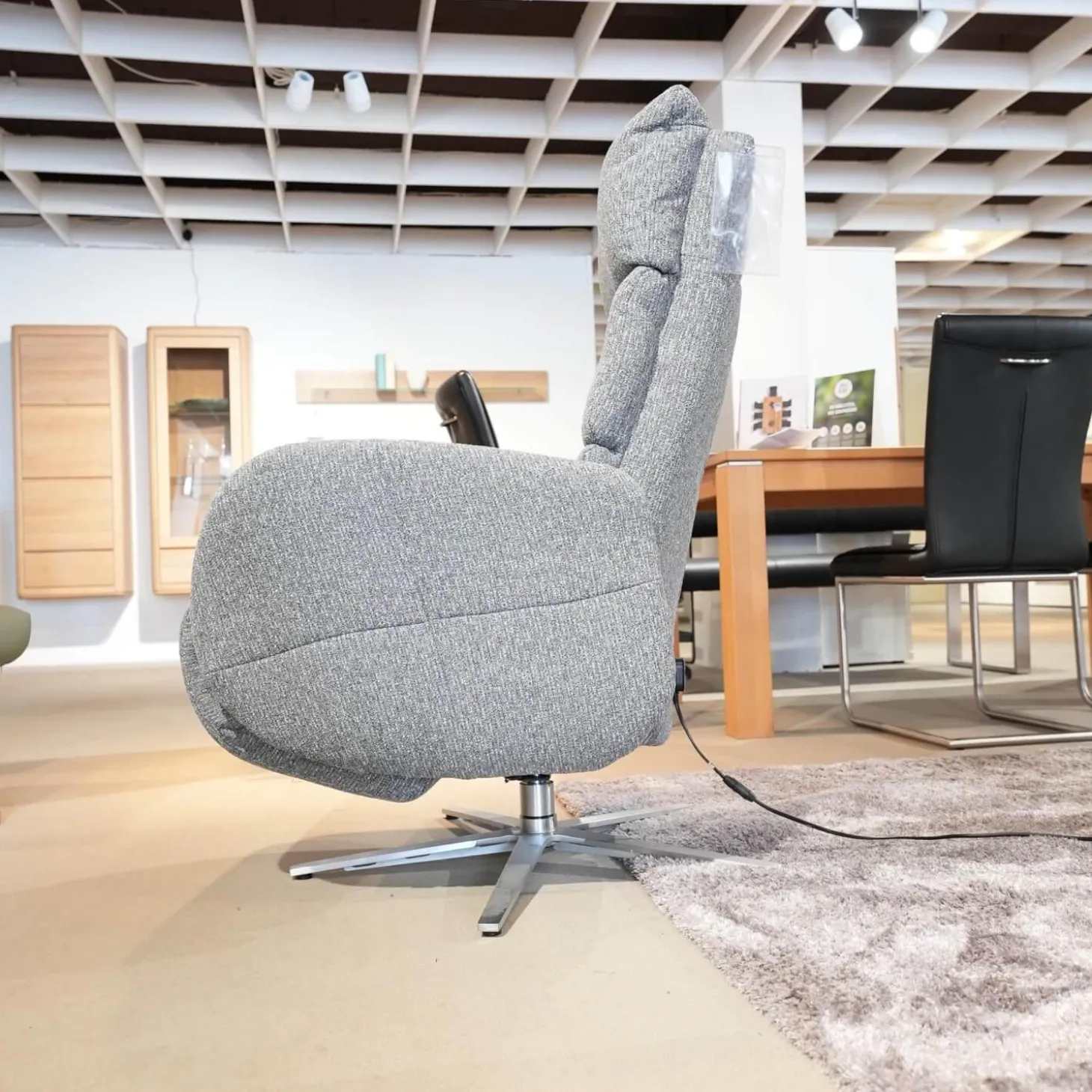 Relaxsessel 7803 26 U Stoff 24 Q2 Emotion Vulkan Grau Sternfuß Edelstahloptik Mit Kopfteilverstellung Motorisch