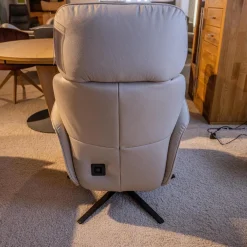 Relaxsessel 7363 Bezug Leder 24 Longru Nebel Beige Grau Holz Wildeiche Sternfuß Anthrazit Mit Elektrischer Kopfteilverstellung