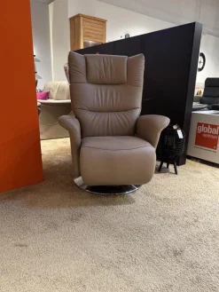 Relaxsessel 8006 Leder 24 Sand Beige Tellerfuß Aluminium Inklusive Manueller Rückenlehnen und Fußteilverstellung