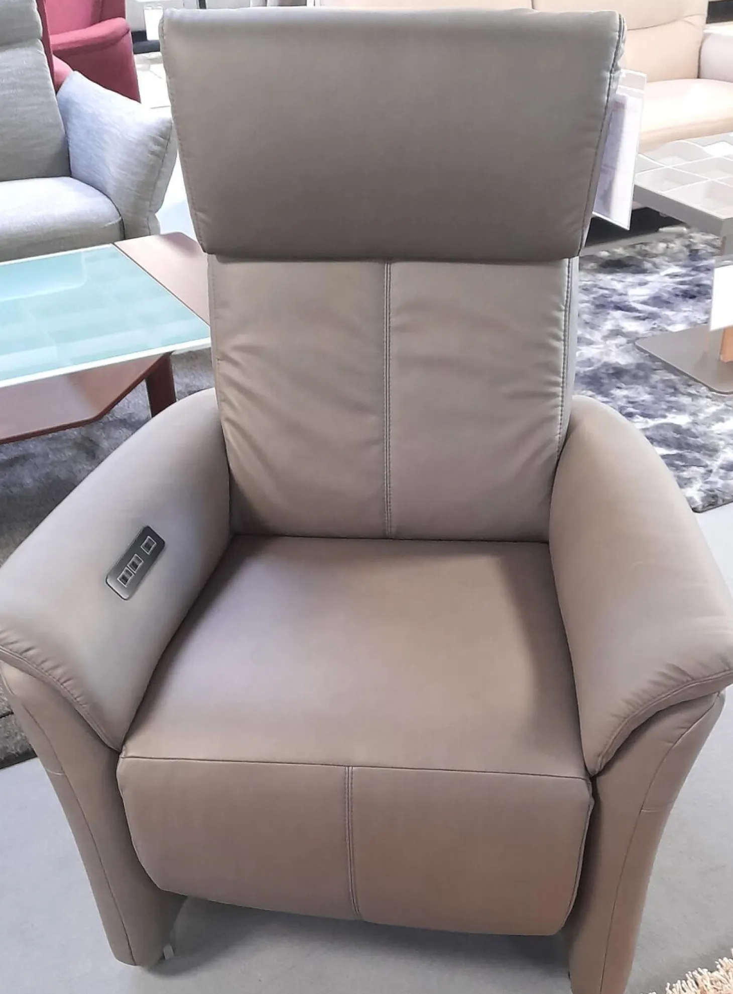 Relaxsessel 50025 Stoff Frisco Kiesel Grau Fuß Rollen