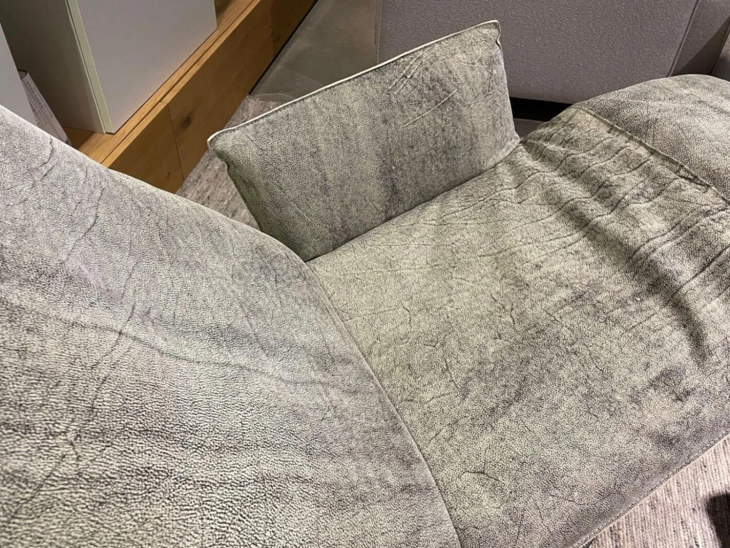 Relaxsessel Baboo Leder China White 2440 40 Grün Grau Gestell Rund Schwarz Matt Inklusive Akku