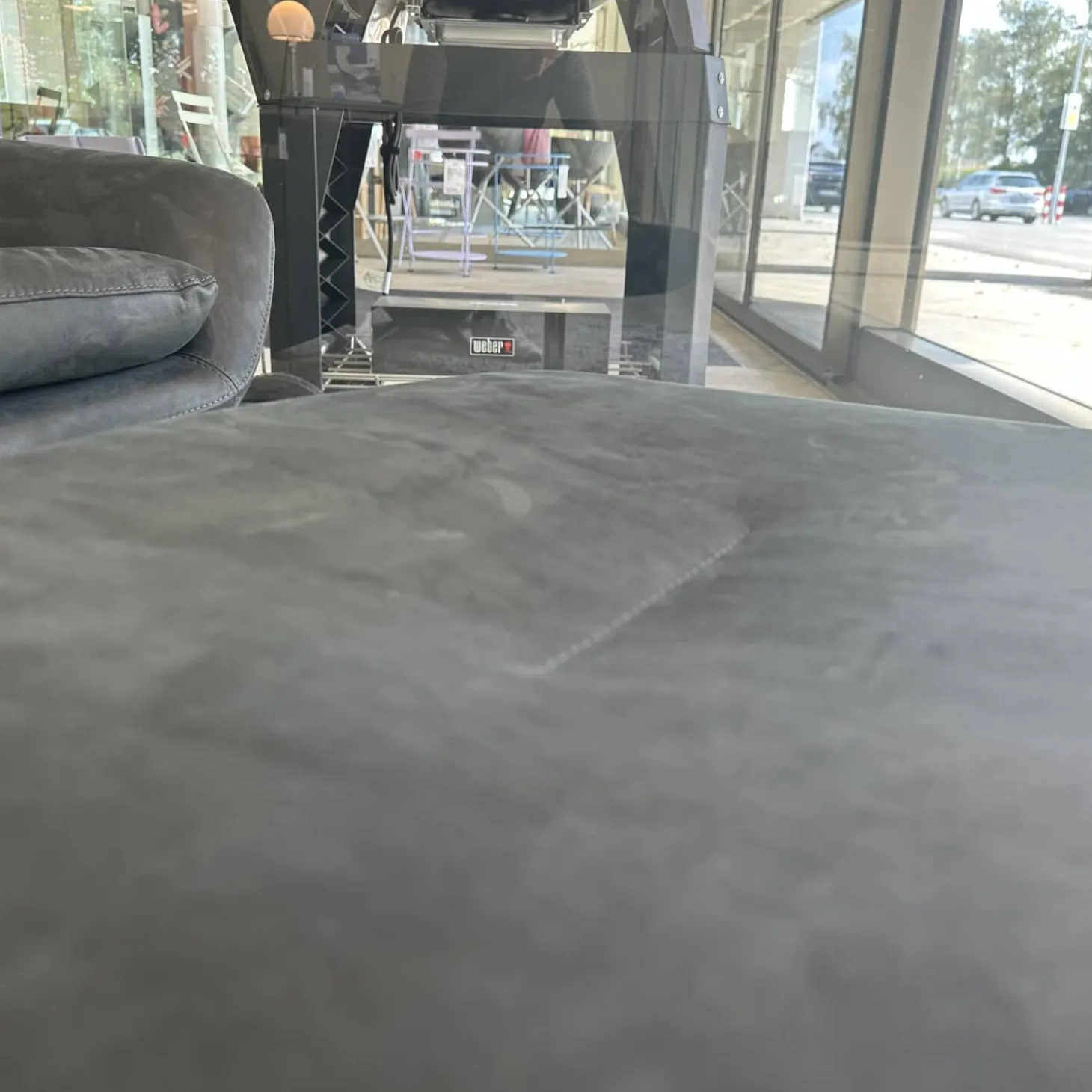 Relaxsessel Caruzzo Leder Danza 100 Phantom Anthrazit Fuß Pure 4 Strahlig Aluminium Poliert Mit Hocker