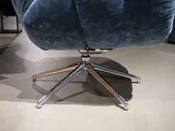 Relaxsessel Cassia A156 Stoff 64 1984 Happy Velvet Powder Grey Blau Fuß Aluminium Poliert