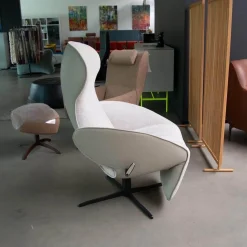 Relaxsessel Daydreamer Innen Stoff Galetti 003 Beige Sand Außen Leder Lipano Ovo Grau 4 Sternfuß Schwarz