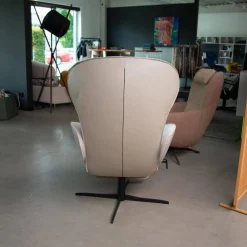 Relaxsessel Daydreamer Innen Stoff Galetti 003 Beige Sand Außen Leder Lipano Ovo Grau 4 Sternfuß Schwarz