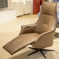 Relaxsessel Girona Medium Leder Prisma 600 Braun Kreuzfuß 32 Aluminium Schwarz