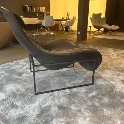 Relaxsessel Mart MPRN1 Leder KS153 Kasia Anthrazit Traggestell Schwarz Lackiert Mit Kopfstütze