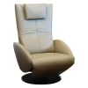 Relaxsessel Mate Uni Leder 28 Living 116 Cashmere Beige Tellerfuß Metall RAL 9005 Tiefschwarz Mit Nackenkissen