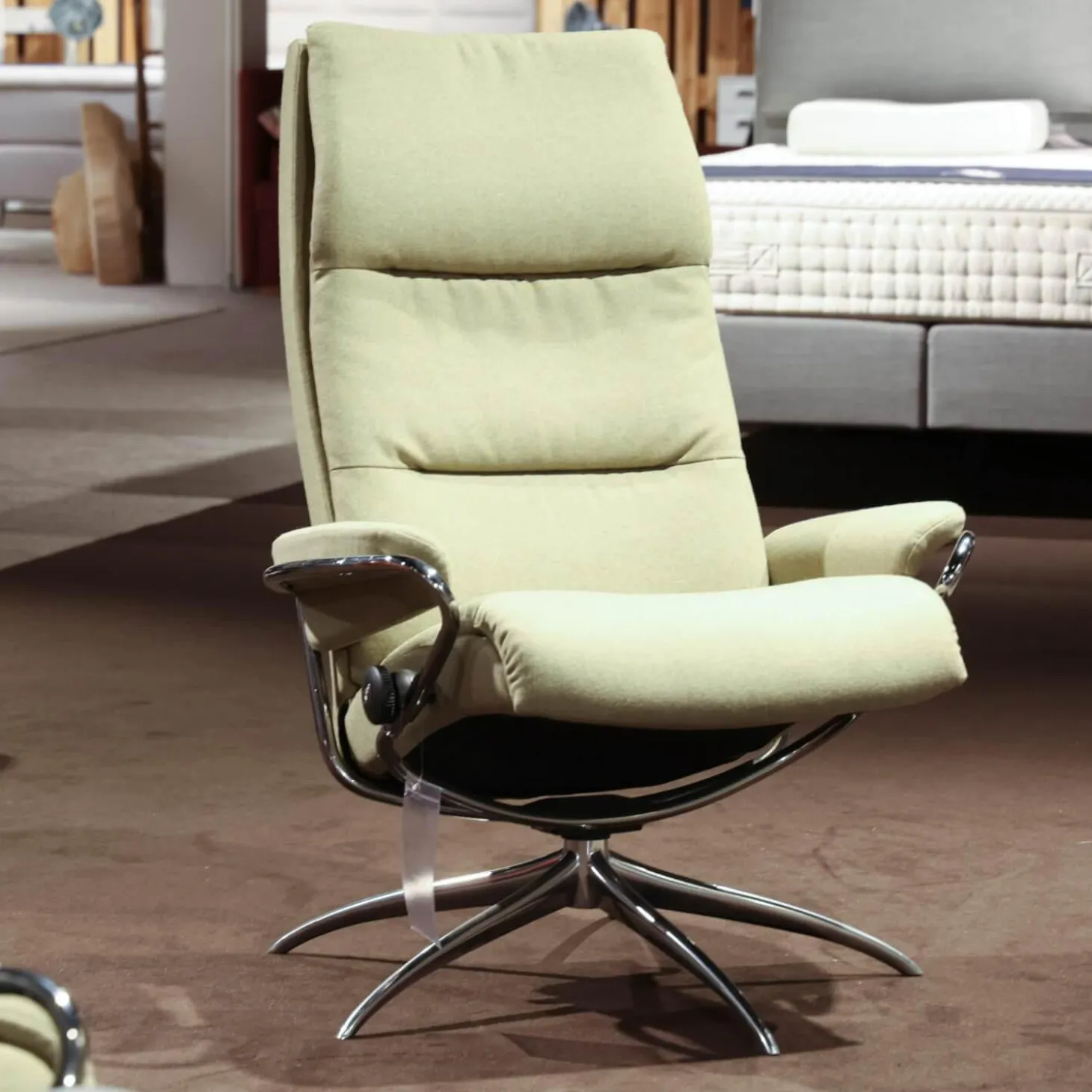 Relaxsessel Mit Hocker Tokyo Stoff Calido 579 Light Green Hellgrün Gestell Star 40 Alu