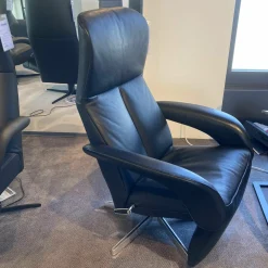 Relaxsessel Symphony Leder Celia Nero 5-Sternfuß Aluminium mit manueller Verstellfunktion