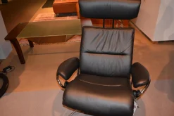 Relaxsessel Tokyo Star M Niedrige Leder Paloma Black Schwarz Mit Hocker Rückenlehne Mit Kopfstütze Standard Base Star Base