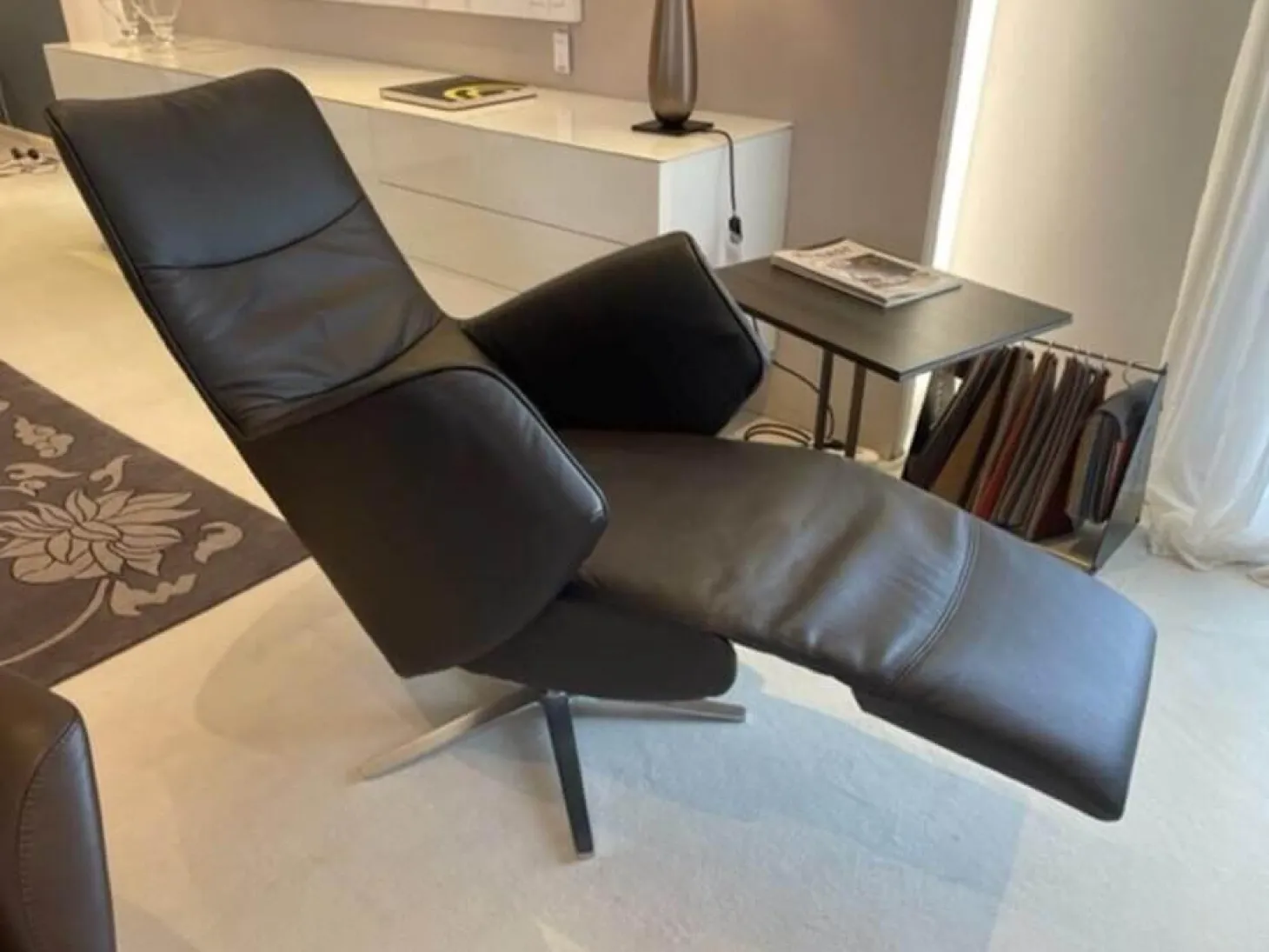 Relaxsessel Twice Leder Semira Schwarz Kreuzfuß Edelstahl 86