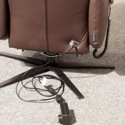 Relaxsessel Vegas Bezug Leder Dea 4040 Darkbrown Braun Sternfuss Schwarz Matt Mit 3 Motorischer Verstellung