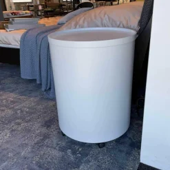 Rundkommode Conga in Lack Elfenbein mit 1 Schubkasten und 1 Offenem Fach