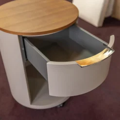 Rundkommode Conga Platte Nussbaum Furniert Korpus Basisfarbe Beige Grau Flachgriff 90 Chrom Glänzend Mit 5 Möbelrollen