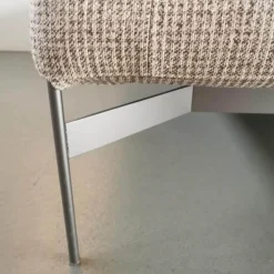 Saké Hocker Stoff Liseo Cat. Lusso Braun Gestell Hartzinn Lackiert