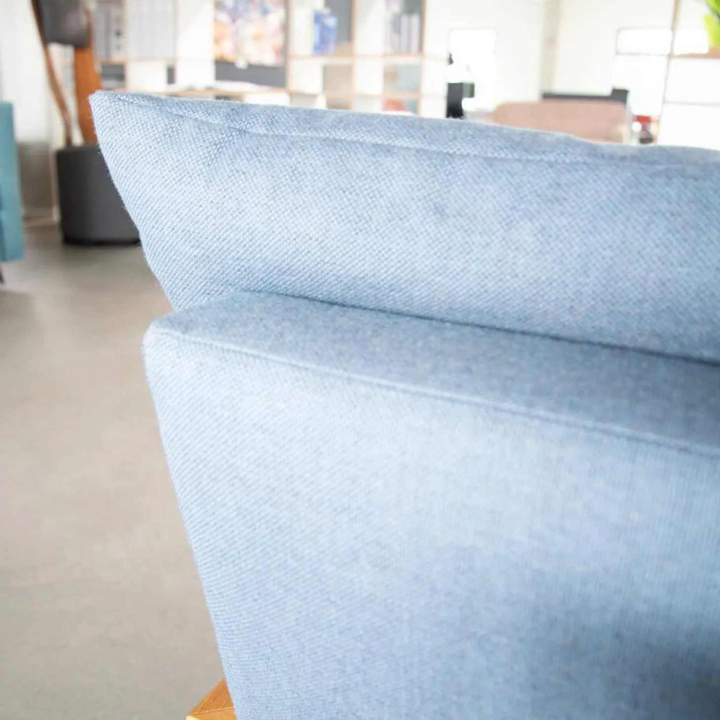 Schlafsofa Veda Stoff Kvadrat Re Wool 657 Blau Gestell Eiche