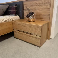 Schlafzimmer Acrea Bett Leder Braun Schwarz Und Strukturbuche Konsolen Mit Schubkästen