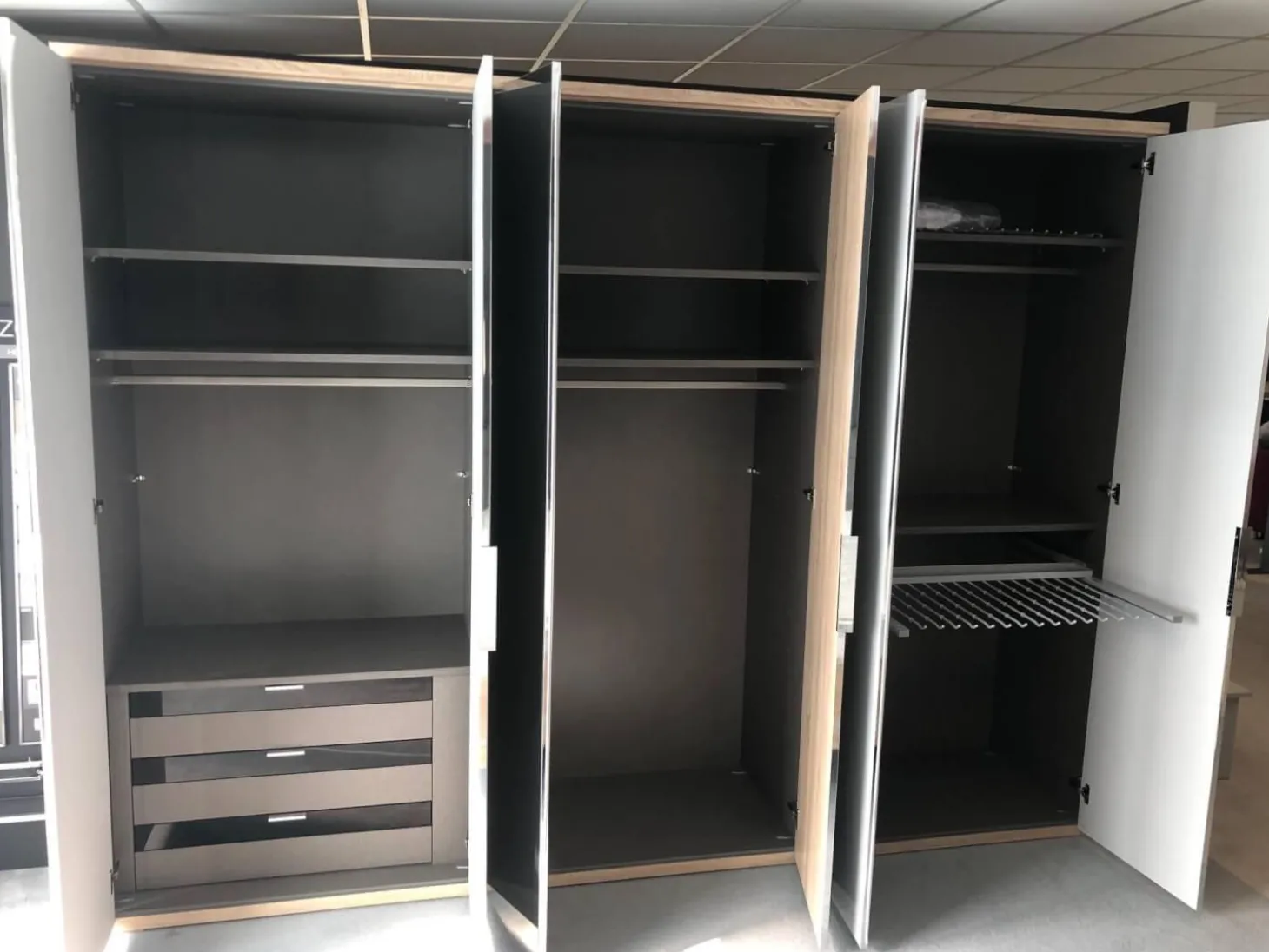 Schlafzimmer Horizont 110 Concept Me 500 Alegro 2 Sonoma Eiche Nachbildung Glas Seidengrau