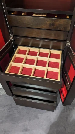 Schrank 7021 Massivholz 45 Sepia Dunkelbraun Akzente Glas