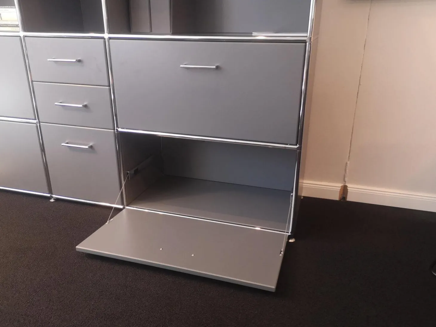 Schrank 4 Oh Lack Vulkangrau Gestell Stahl Mit Office Griff