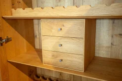 Schrank Alleskönner Korpus Asteiche Naturgeölt Keramikfront Lava Corten