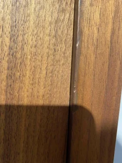 Schrank Colonia 2011 Small Nussbaum Satiniertes Glas