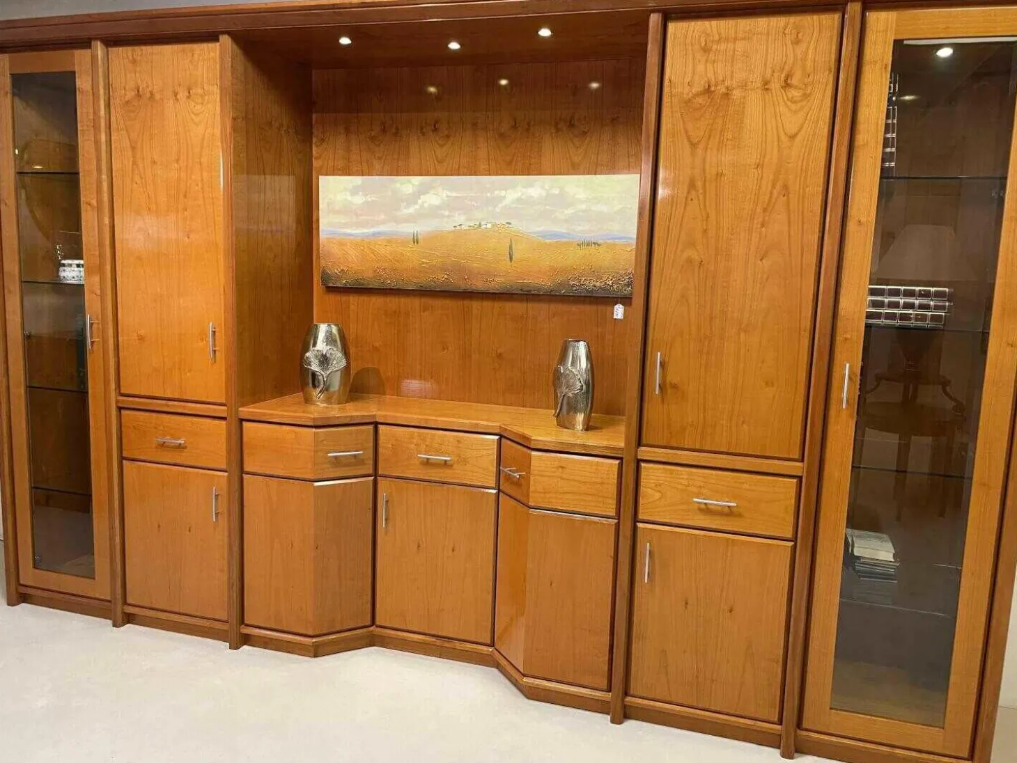 Schrank Kirschbaum Furniert mit TV-Nische