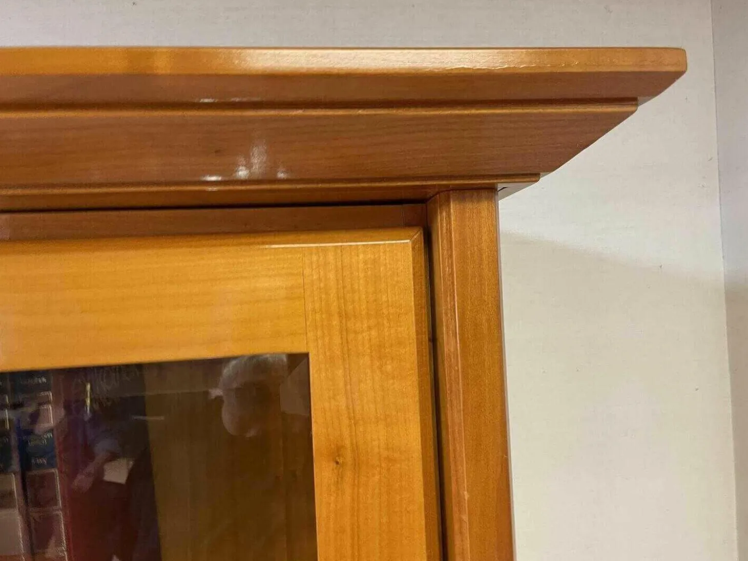 Schrank Kirschbaum Furniert mit TV-Nische