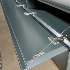 Schrank Sideboard Cube Bold Lack Bahia Mit Iilu Regalen Lack Bahia Und Lack Laguna Blau