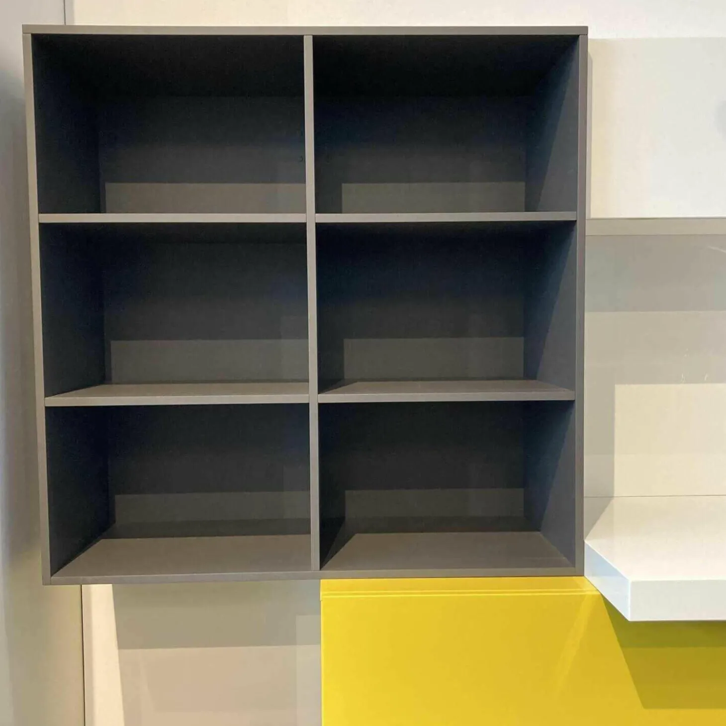 Schrankwand T030 Holz Gelb Grau Weiß Lackiert