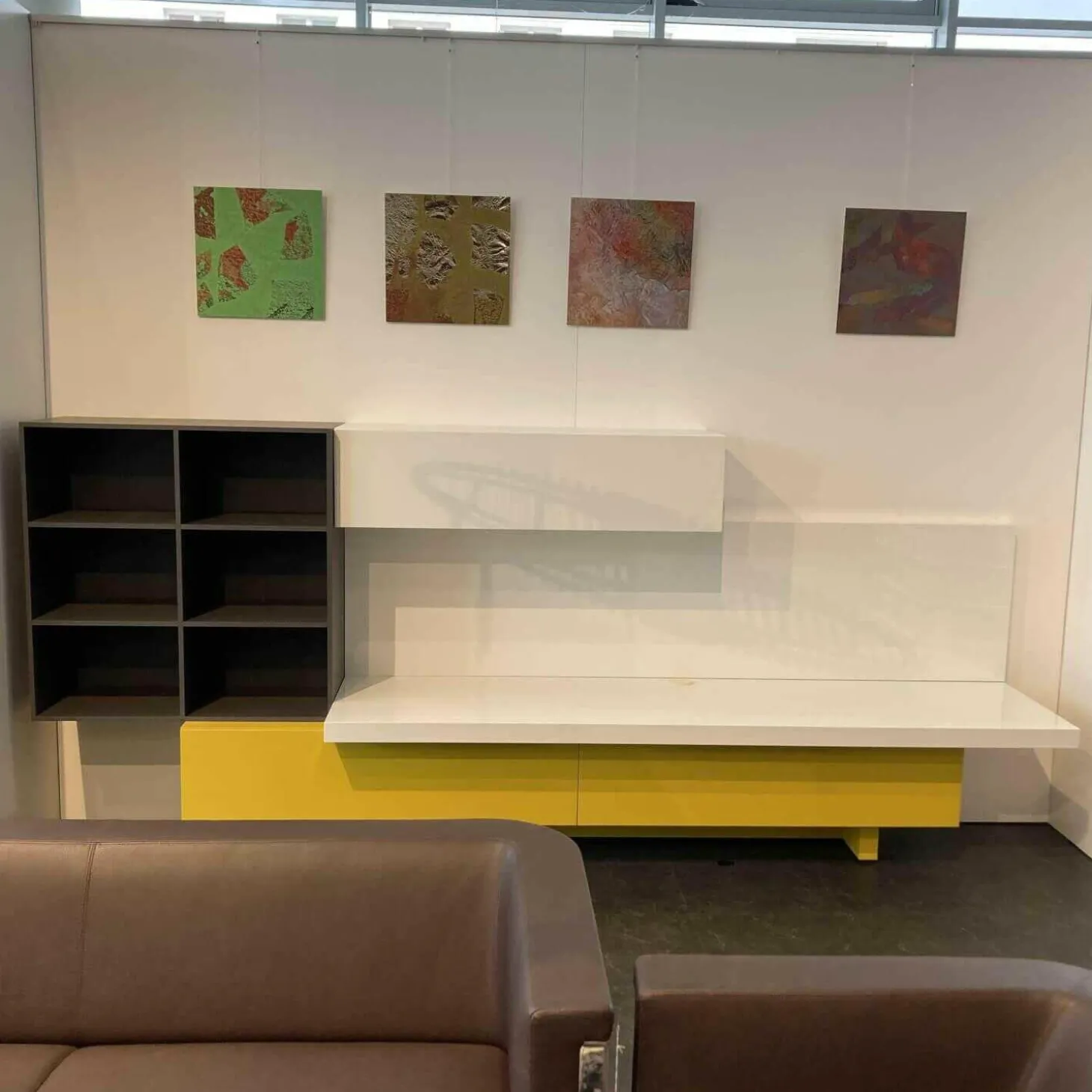 Schrankwand T030 Holz Gelb Grau Weiß Lackiert