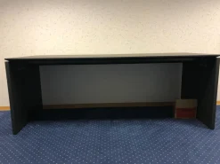 Schreibtisch HO 200 Eiche Anthrazit Mit Wangenfüßen