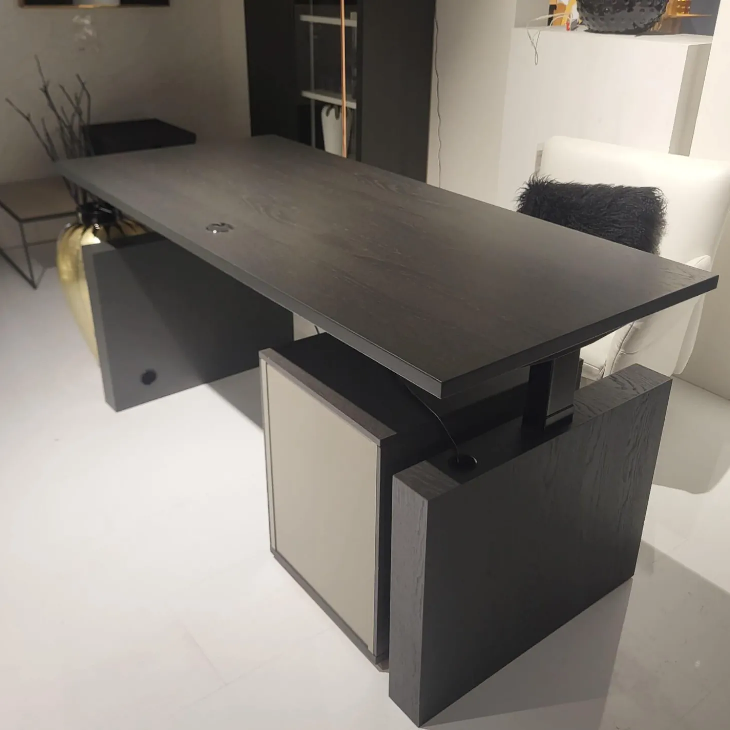 Schreibtisch Kara Frame Platte Und Gestell Eiche Graphit Anthrazit Furniert Inklusive Rollcontainer Lack Platingrau