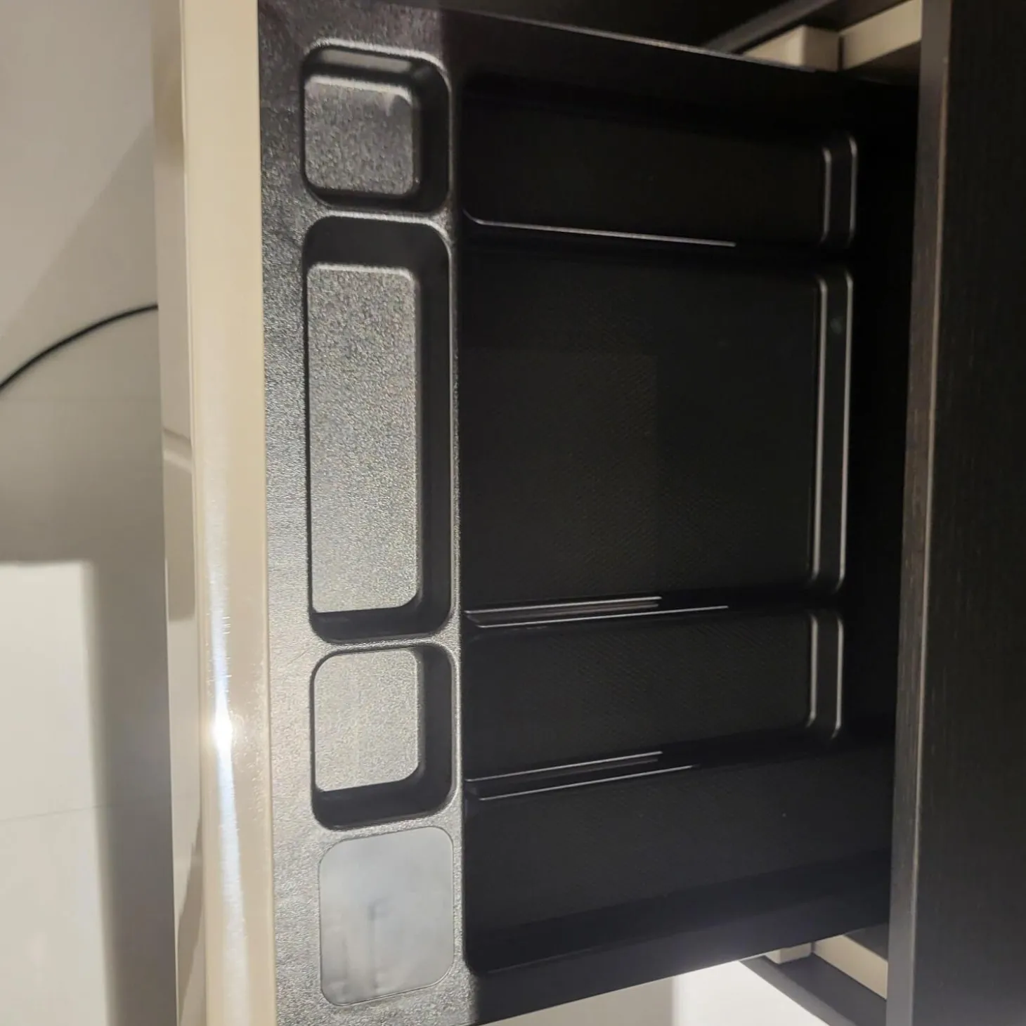 Schreibtisch Kara Frame Platte Und Gestell Eiche Graphit Anthrazit Furniert Inklusive Rollcontainer Lack Platingrau